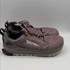 Altra Lone Peak 9 women’s 6.5 Athletic Shoes - Mauve and Black S20